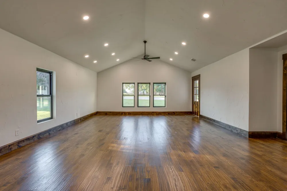 1778 County Road 217 Collinsville, TX 76233