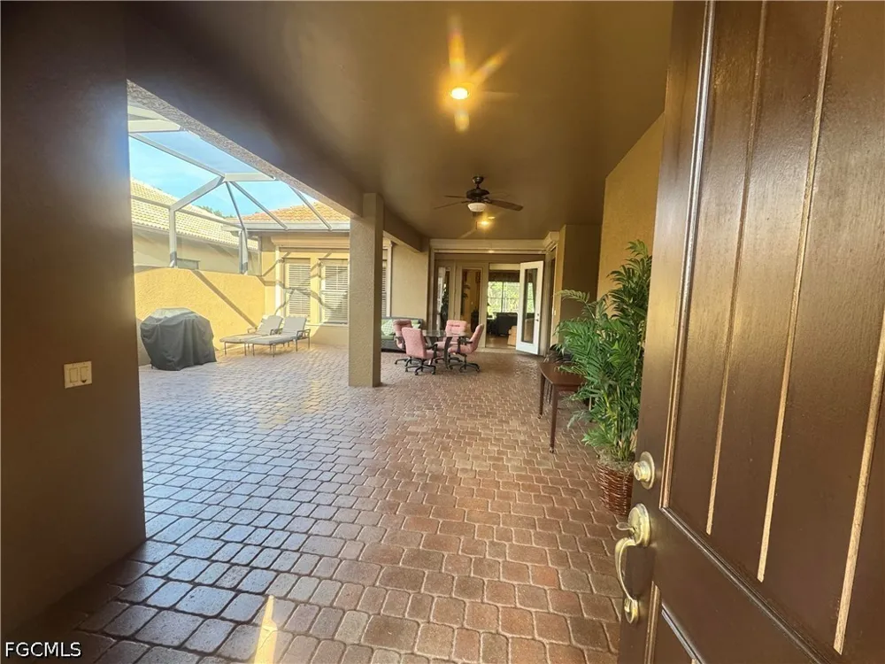 Rosalinda Court Fort Myers, FL 33912