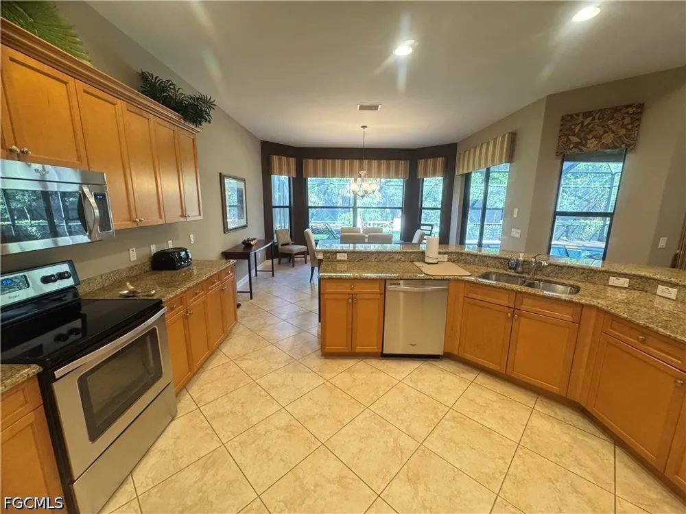 Rosalinda Court Fort Myers, FL 33912
