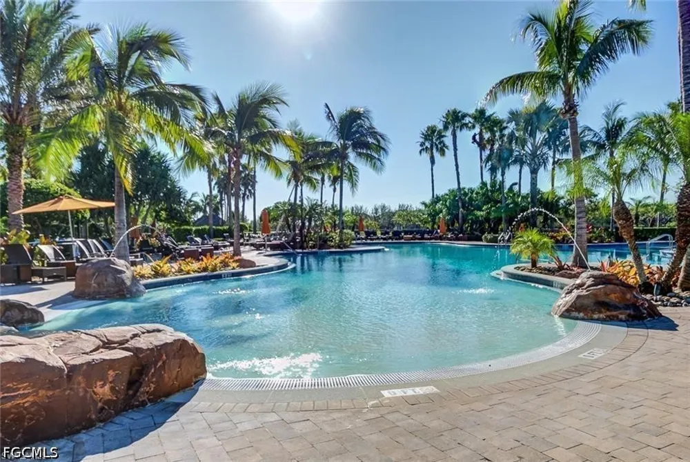 Rosalinda Court Fort Myers, FL 33912