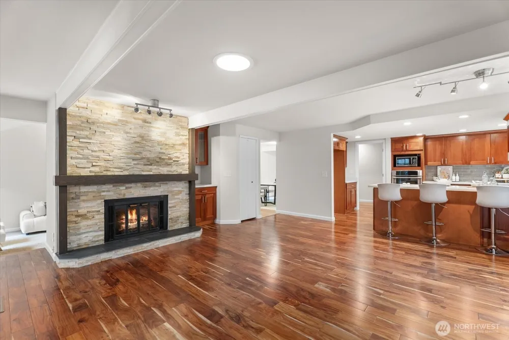 510 239th Avenue NE Sammamish, WA 98074