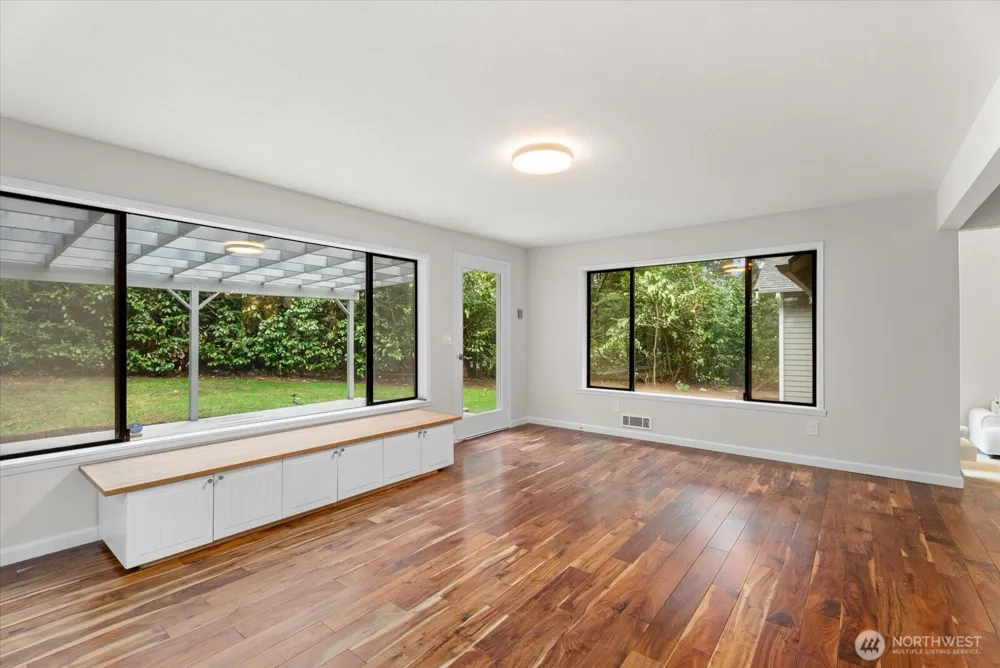 510 239th Avenue NE Sammamish, WA 98074