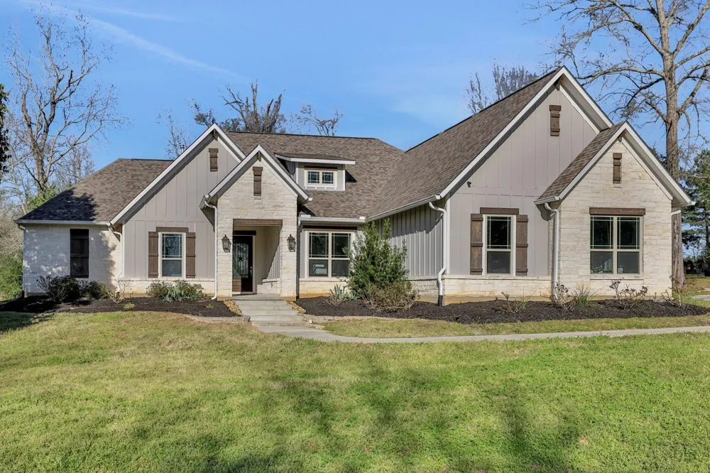340 Pine Drive Coldspring, TX 77331
