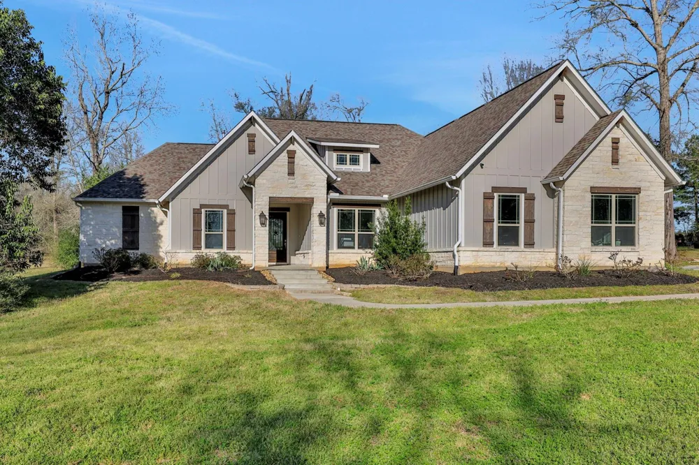 340 Pine Drive Coldspring, TX 77331