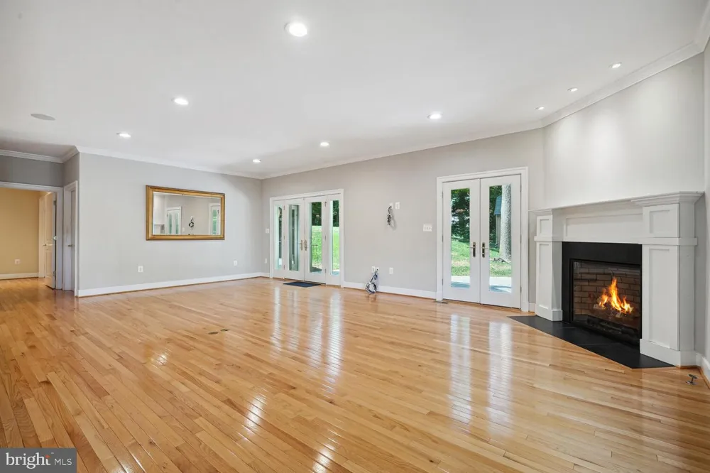 1530 FOREST VILLA LANE Mclean, VA 22101