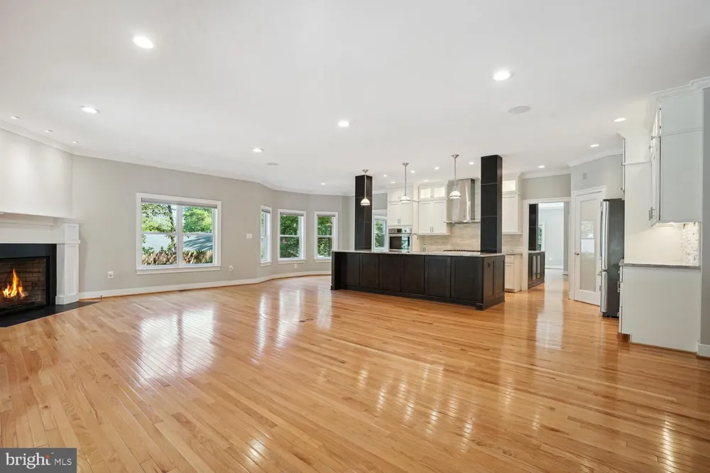 1530 FOREST VILLA LANE Mclean, VA 22101