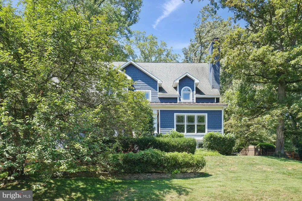 1530 FOREST VILLA LANE Mclean, VA 22101