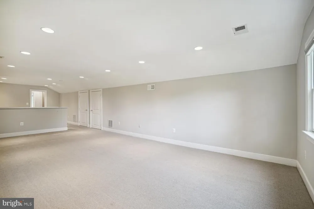 1530 FOREST VILLA LANE Mclean, VA 22101