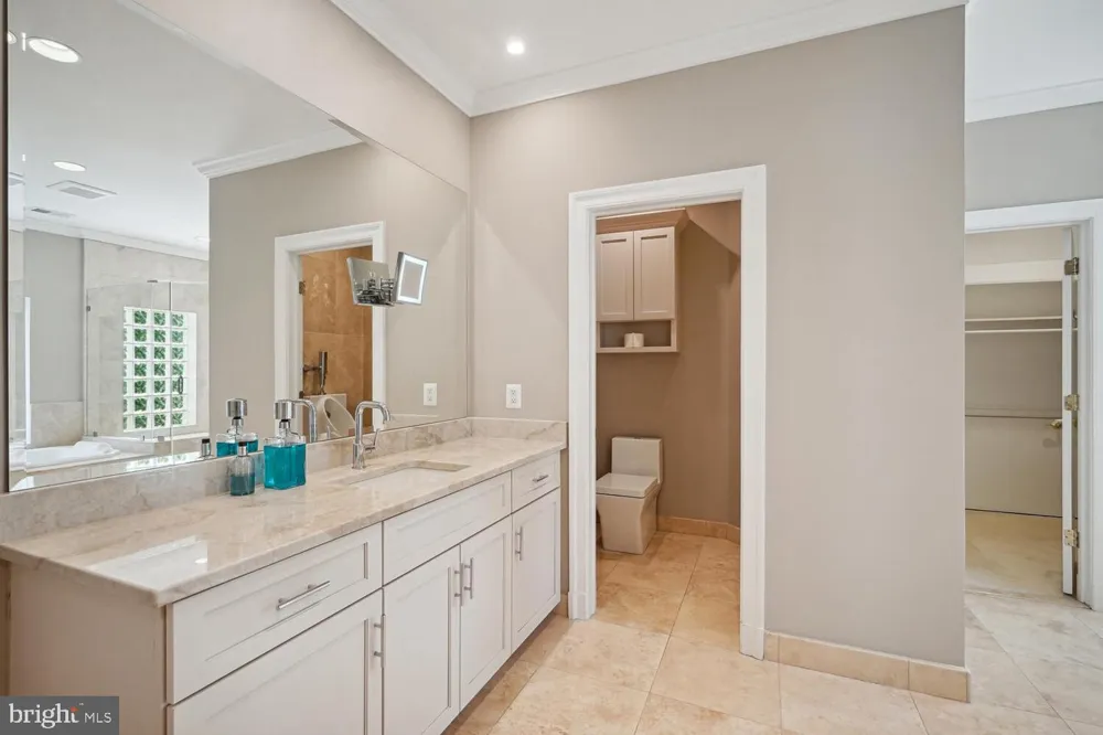 1530 FOREST VILLA LANE Mclean, VA 22101
