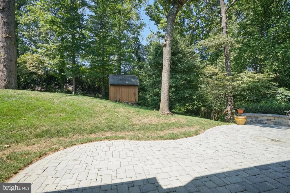 1530 FOREST VILLA LANE Mclean, VA 22101