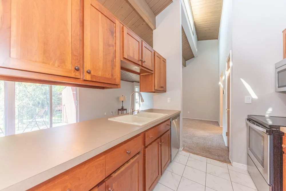 2405 Packard Street #40D Ann Arbor, MI 48104