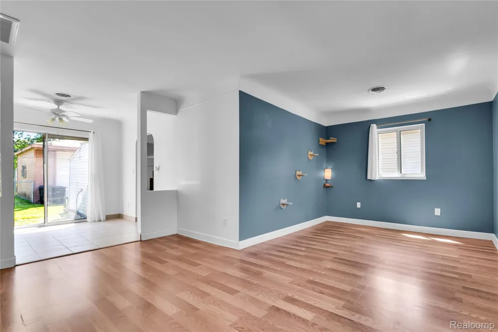 3280 Inman Street Ferndale City, MI 48220