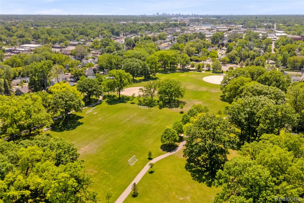 3280 Inman Street Ferndale City, MI 48220