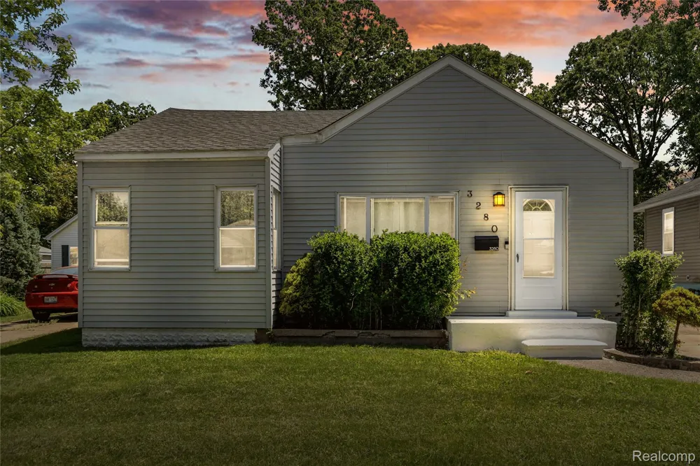 3280 Inman Street Ferndale City, MI 48220