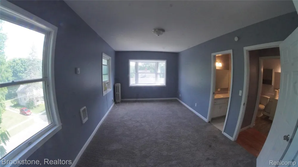 510 Pleasant Street #6 Charlotte City, MI 48813