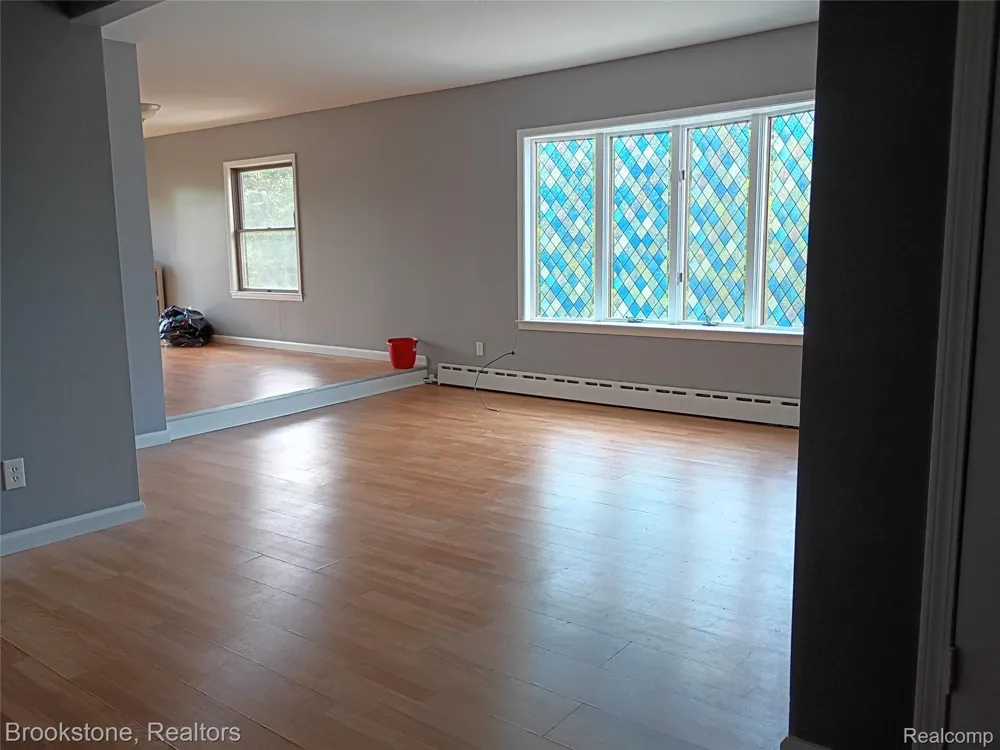 510 Pleasant Street #6 Charlotte City, MI 48813