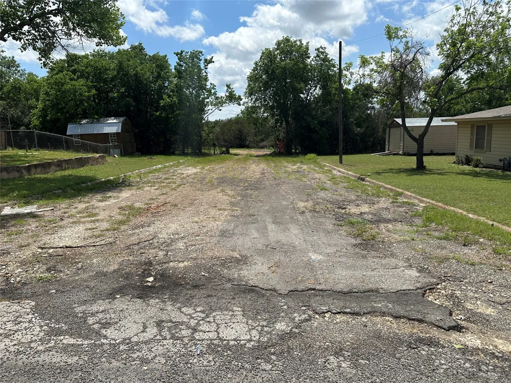 126 Cottonwood Drive Gatesville, TX 76528