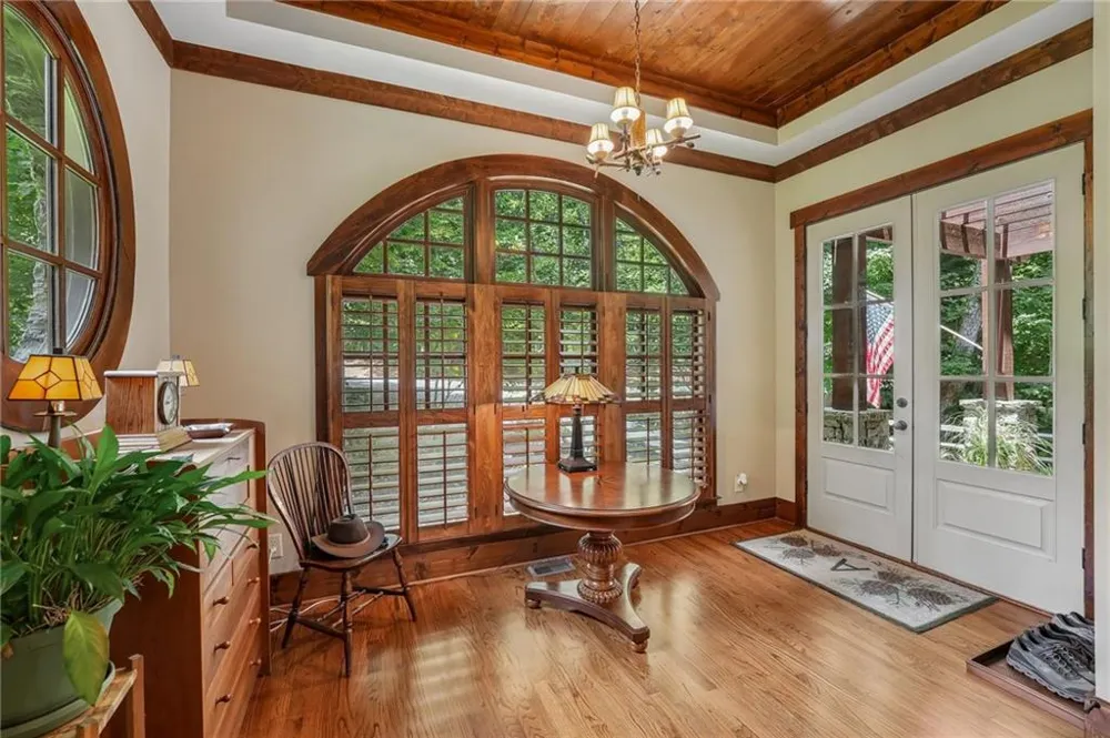63 Choctaw Ridge Big Canoe, GA 30143