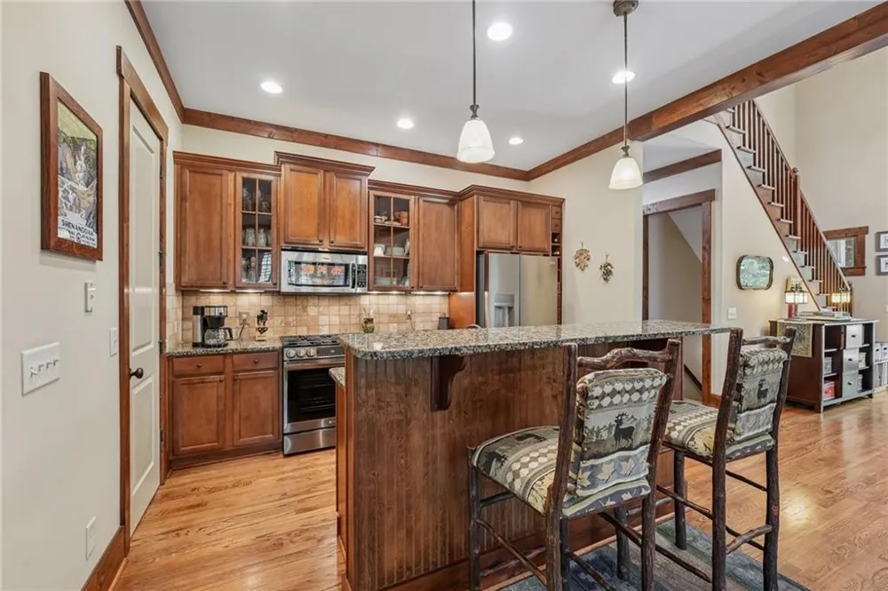 63 Choctaw Ridge Big Canoe, GA 30143