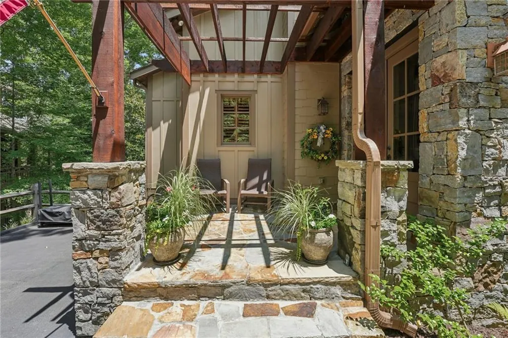 63 Choctaw Ridge Big Canoe, GA 30143