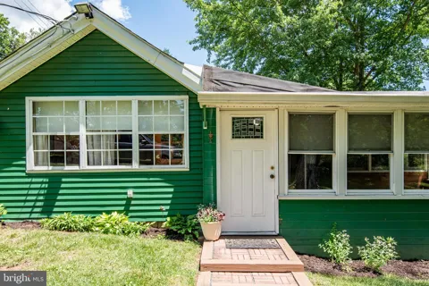 563 E DARK HOLLOW ROAD #170 SHAWN LN