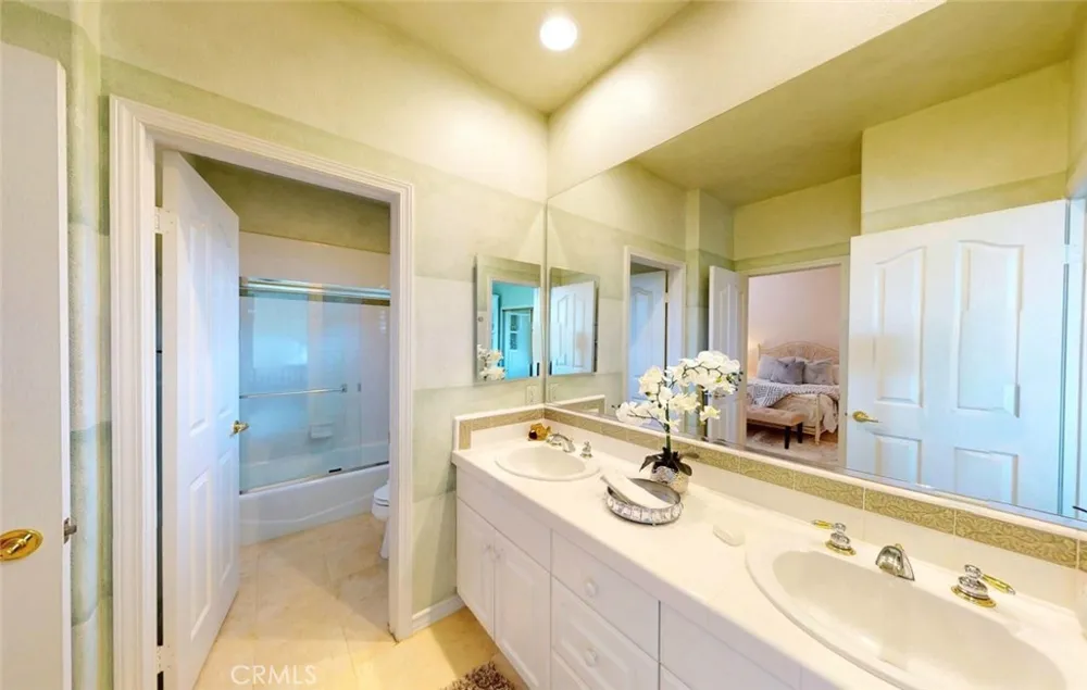 28671 Sea Point Laguna Niguel, CA 92677