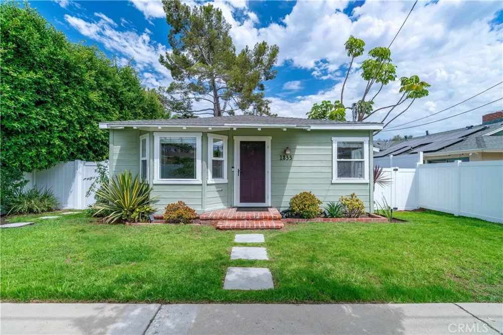 1833 261st Street Lomita, CA 90717