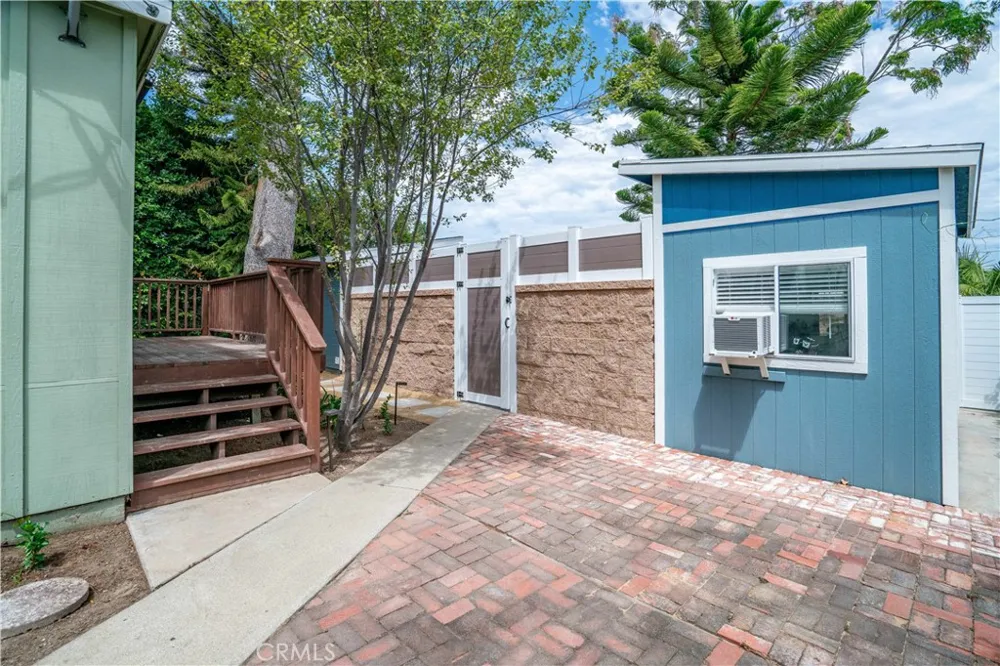 1833 261st Street Lomita, CA 90717