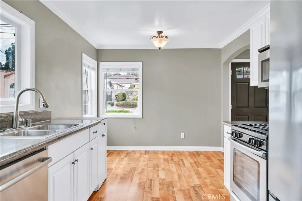 1833 261st Street Lomita, CA 90717