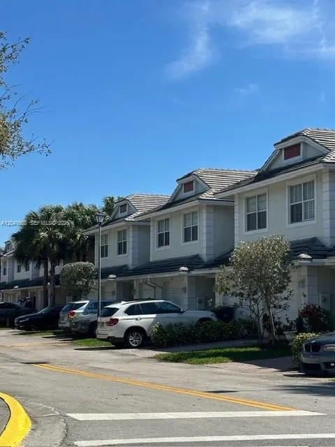 3011 NW 30th Ave #3011 Oakland Park, FL 33311