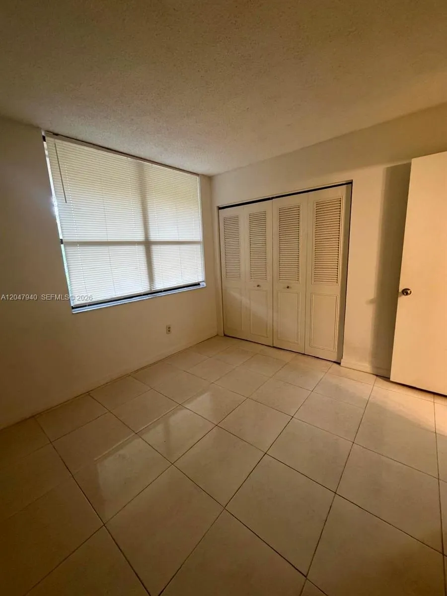 100 NW 76th Ave #102-2 Plantation, FL 33324