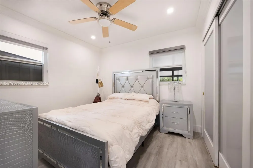 17370 NW 52nd Pl Miami Gardens, FL 33055