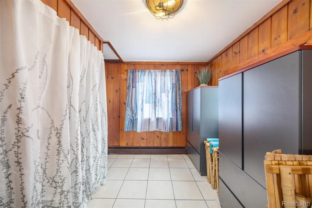 41260 Conger Bay Drive Harrison Charter Township, MI 48045