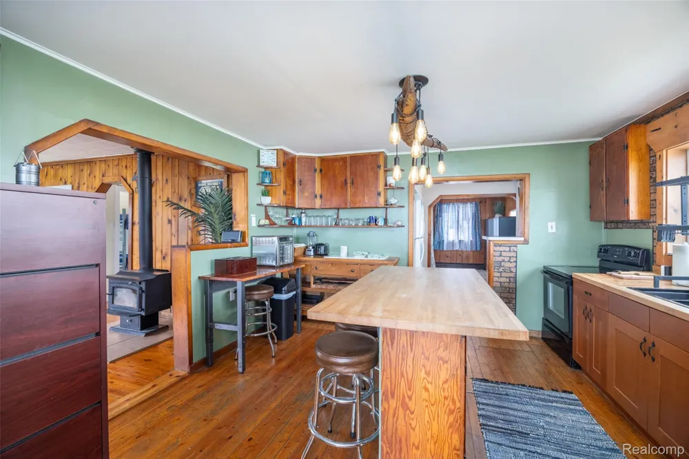 41260 Conger Bay Drive Harrison Charter Township, MI 48045