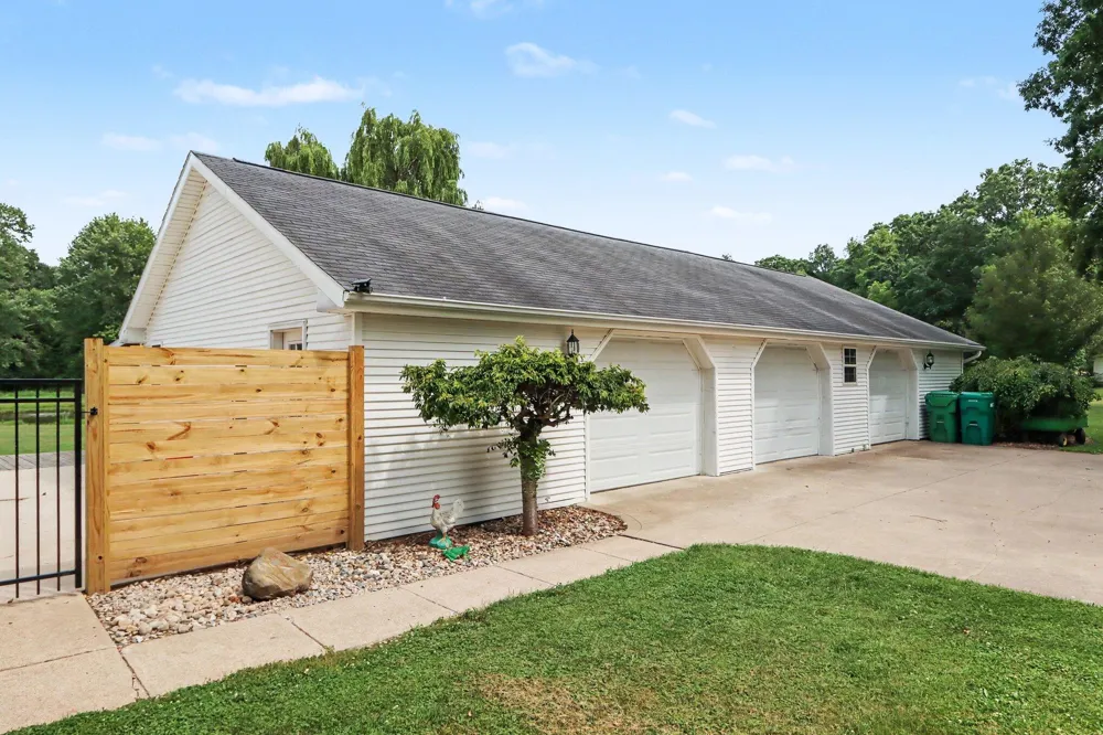 56883 Pulver Road Fabius Township, MI 49093
