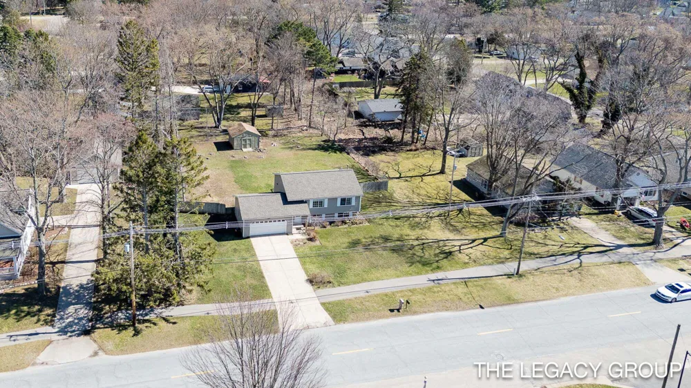 651 S 160th Avenue Park Township, MI 49423