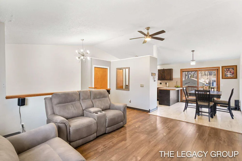 651 S 160th Avenue Park Township, MI 49423