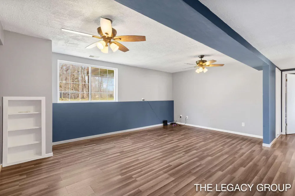 651 S 160th Avenue Park Township, MI 49423