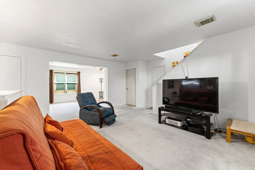 912 Willaby Street Channelview, TX 77530