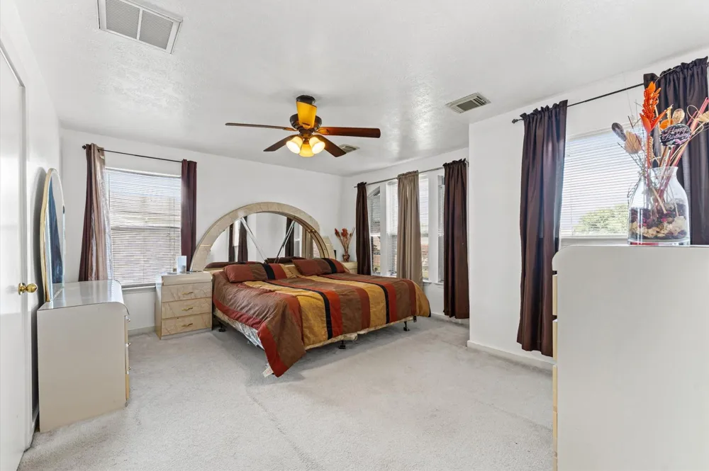 912 Willaby Street Channelview, TX 77530