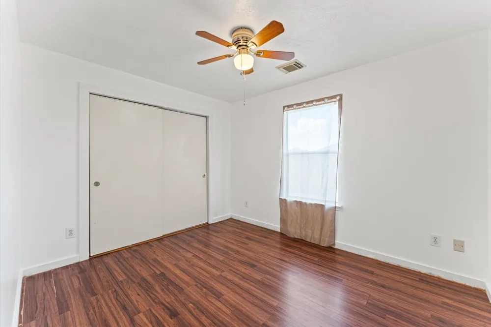 912 Willaby Street Channelview, TX 77530