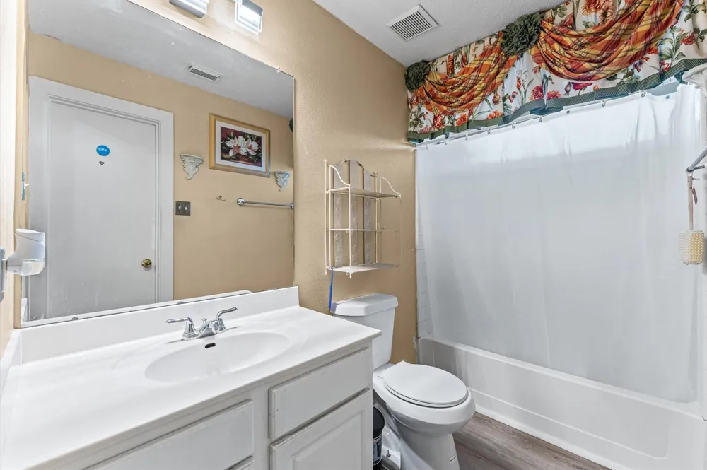912 Willaby Street Channelview, TX 77530