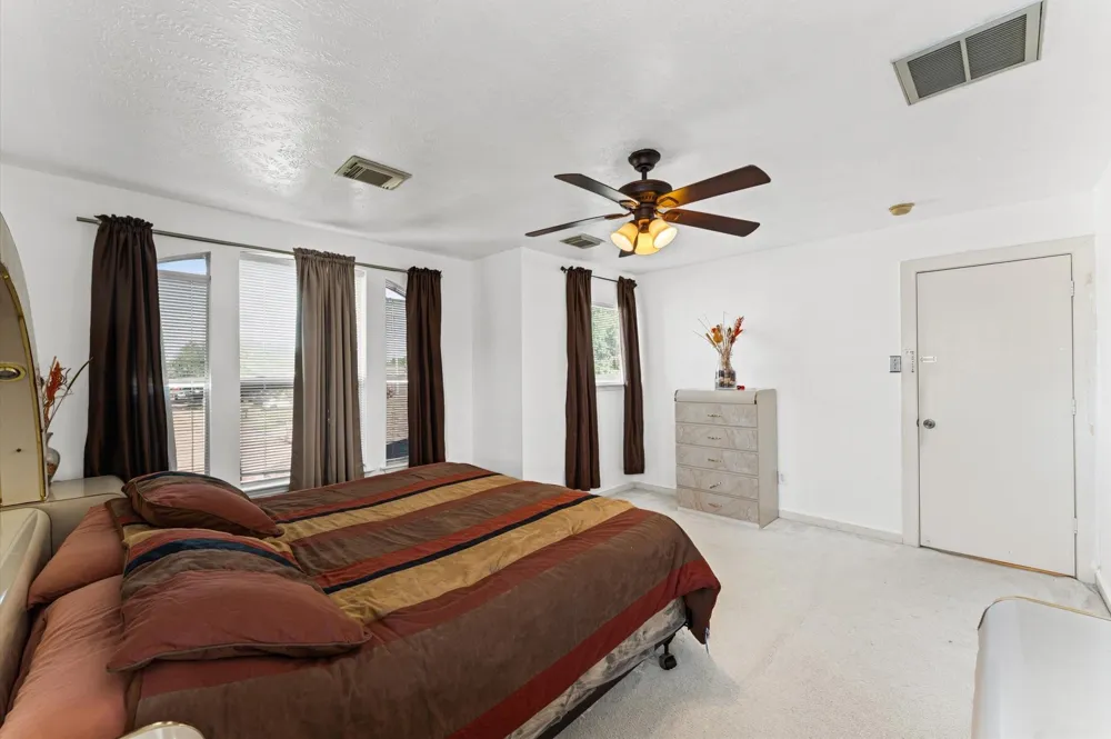 912 Willaby Street Channelview, TX 77530