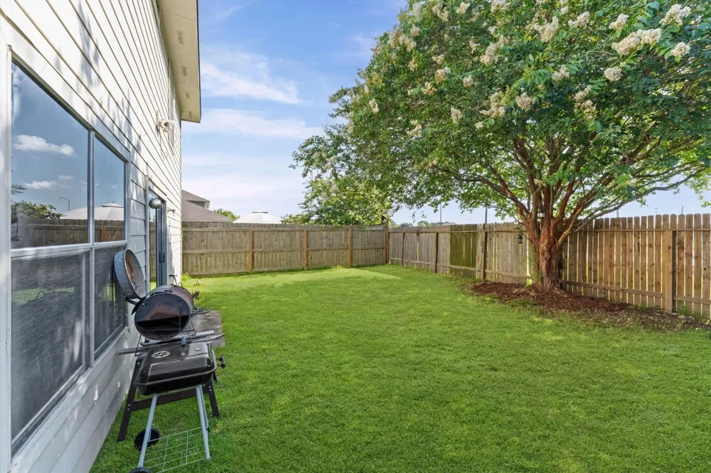 912 Willaby Street Channelview, TX 77530