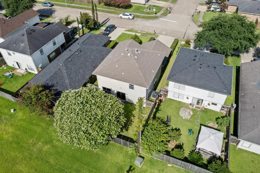 912 Willaby Street Channelview, TX 77530