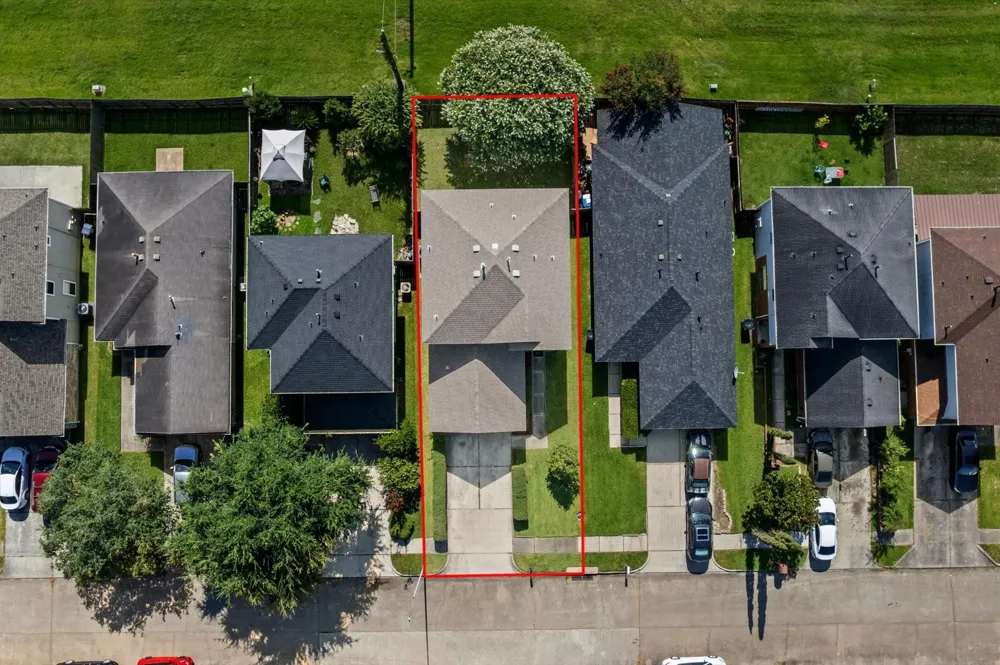 912 Willaby Street Channelview, TX 77530