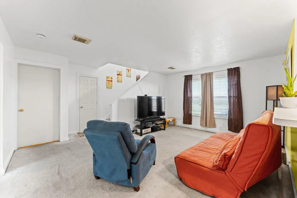 912 Willaby Street Channelview, TX 77530