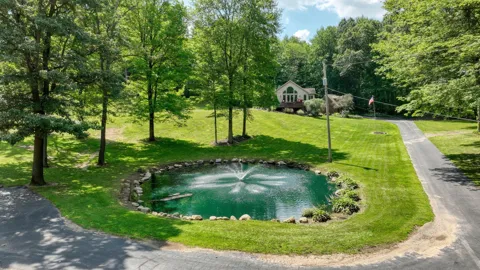 6823 Folks Road