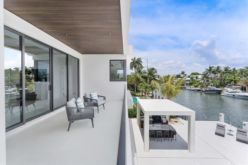 1607 SE 14th Street Fort Lauderdale, FL 33316