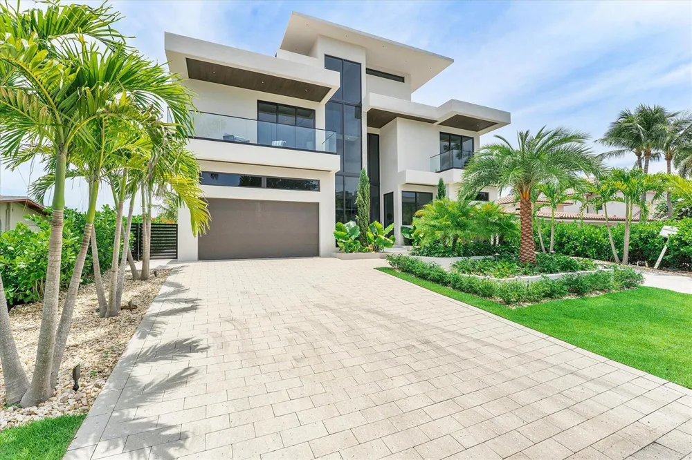 1607 SE 14th Street Fort Lauderdale, FL 33316